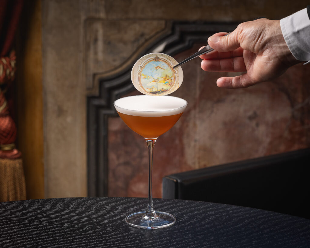 Signature cocktail di The Bar, Aman Venice