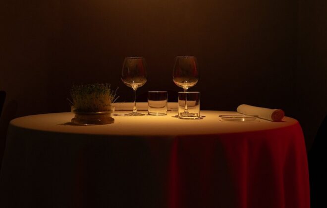 Fine dining. Via dalla pazza folla.